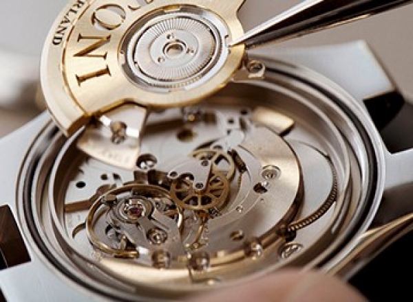 南京劳力士官售后维修网点电话